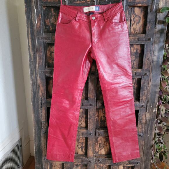GAP Vintage Red Leather Bootcut Pants Sz
1 - Picture 2 of 6